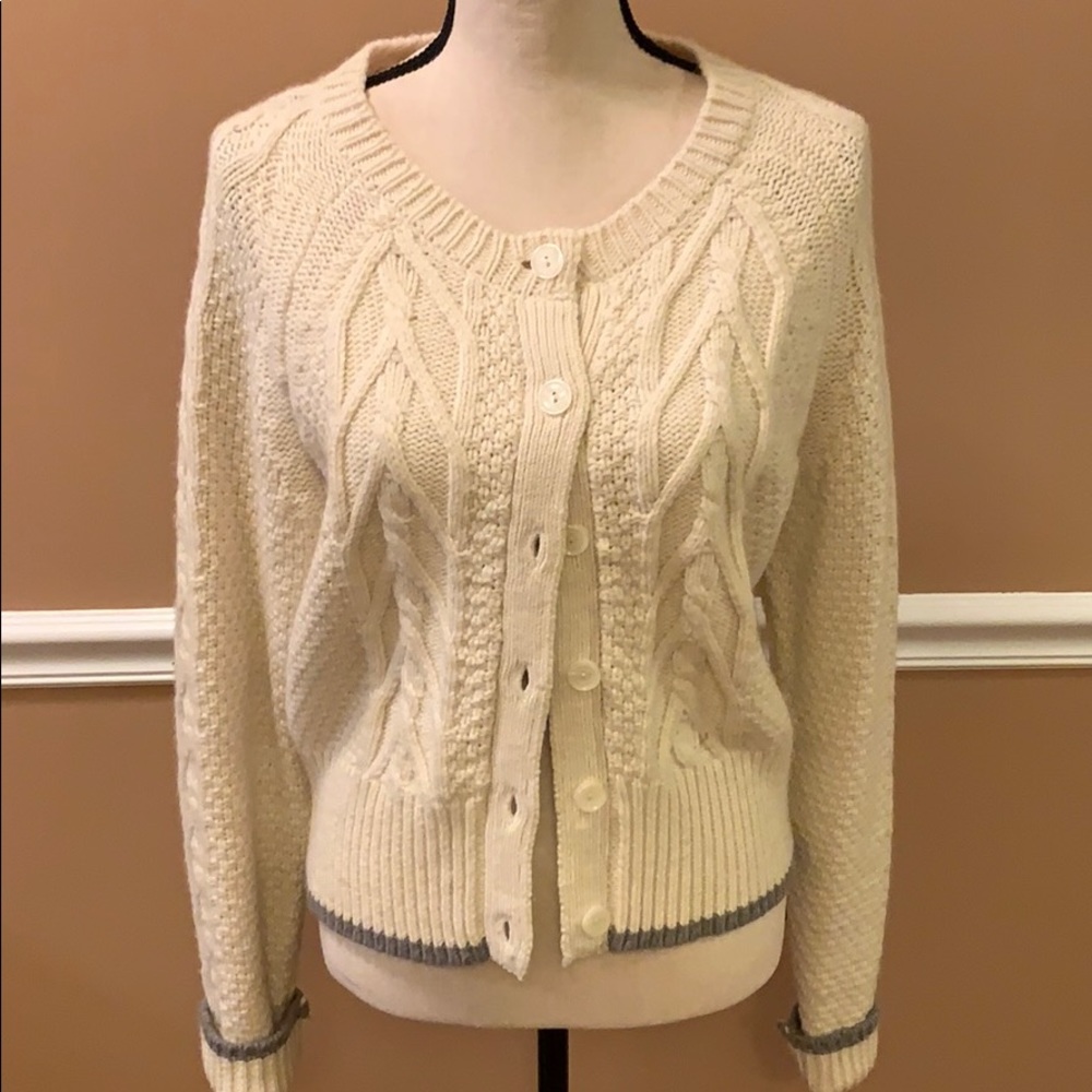 Women’s cardigan